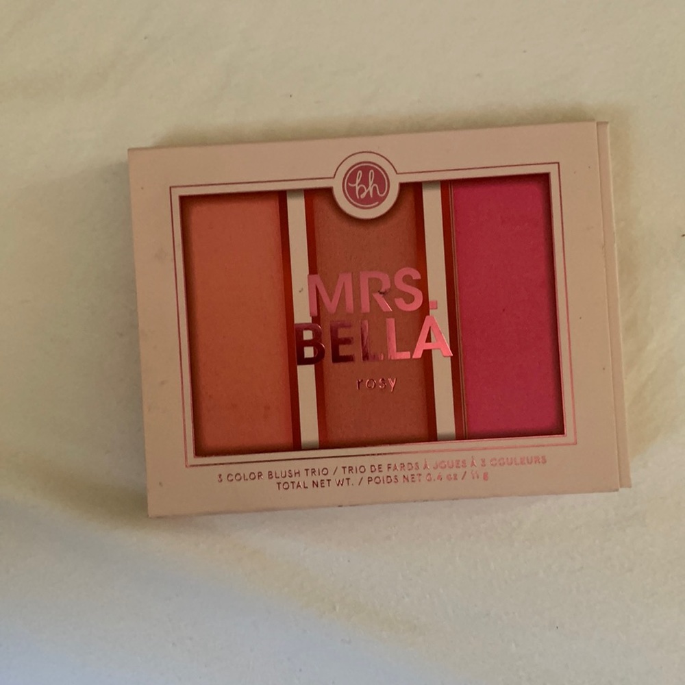 BH cosmetics Mrs. Bella Rosy 3 color blush trio- never been used